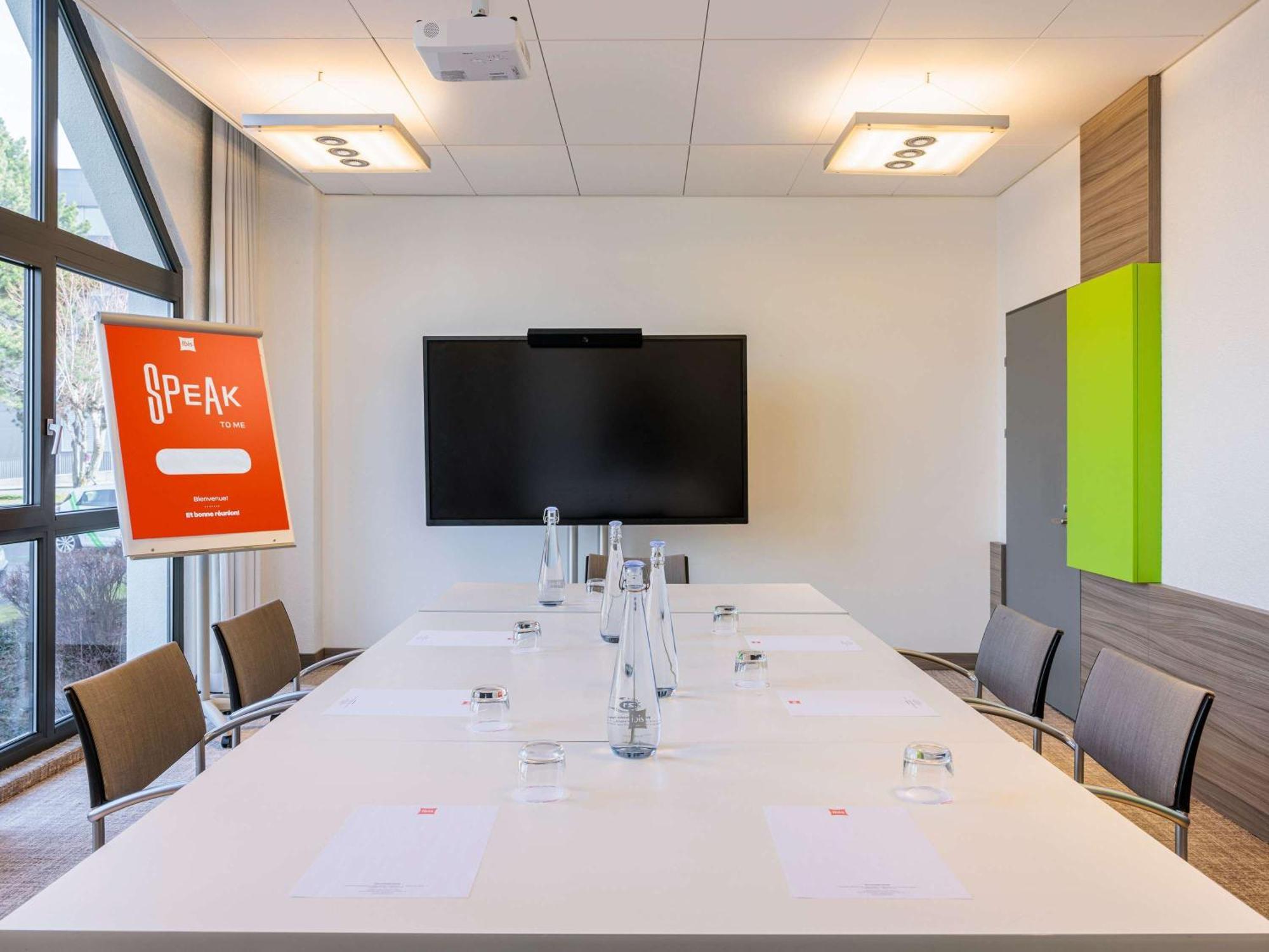Ibis Lausanne קריסייר מראה חיצוני תמונה